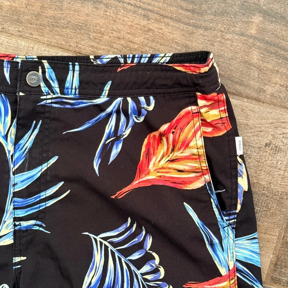 Onia Men's Calder Tropical Leaf Print 6